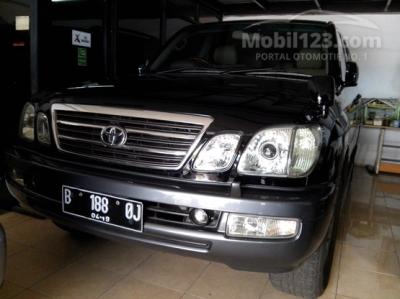 2004 - Toyota Land Cruiser Cygnus