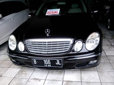 2005 - Mercedes-Benz E260 W211 2.6 V6