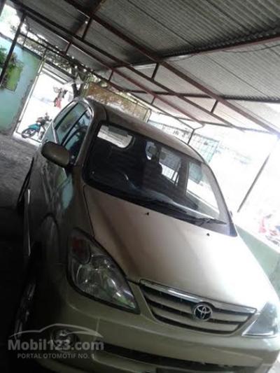 2005 Toyota Avanza F pajak hidup