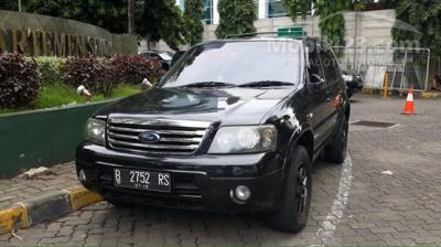 2008 Ford Escape 2.3 XLT Semanggi COD