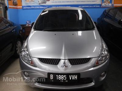 2008 - Mitsubishi Grandis