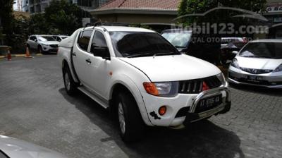 2008 Mitsubishi Strada Triton 2.8 2.8 Manual Double Cabin