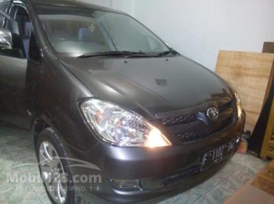 2008 Toyota Innova 2,0 MPV Minivans