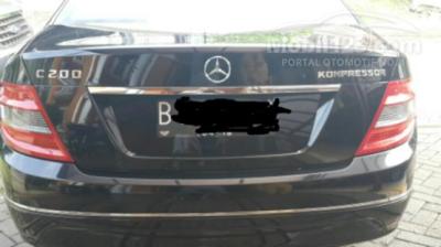 2009 Mercedes-Benz C200 1.8 W204 1.8 Sedan EX Wanita.