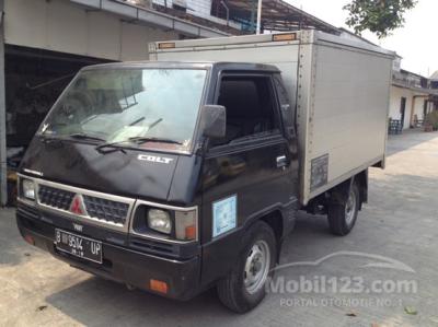 2009 Mitsubishi Colt L300 BOX Tangan Pertama