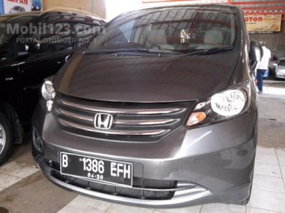 2010 - Honda Freed sd