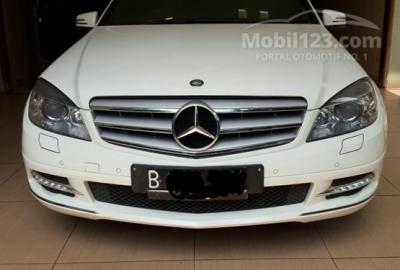 2010 Mercedes-Benz C300 3.0 Avantgarde Sedan