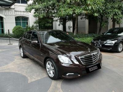 2010 Mercedes-Benz E250 CGI Kondisi Super