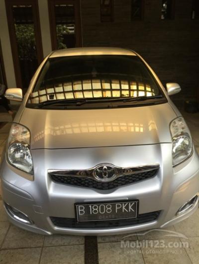 2010 Toyota Yaris 1.5 E Hatchback Automatic