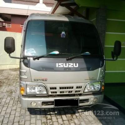 2011 Isuzu Elf Gardan Besar (Type NKR55)