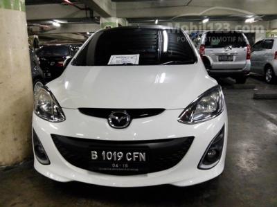 2011 - Mazda 2