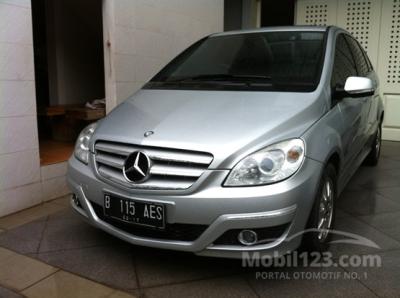 2011 Mercedes-Benz B180 1.7 B180 Hatchback 250 nego alus