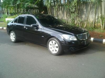 2011 Mercedes-Benz C200 1.8 CGI Sedan