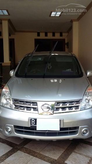 2011 Nissan Grand Livina 1,5 XV Wagon