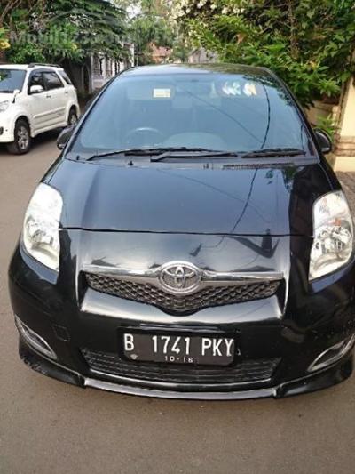 2011 Toyota Yaris XP90 - (2009 Update) 1,5 S Limited Hatchback