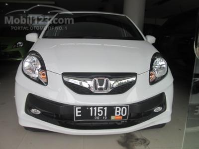 2012 - Honda Brio E