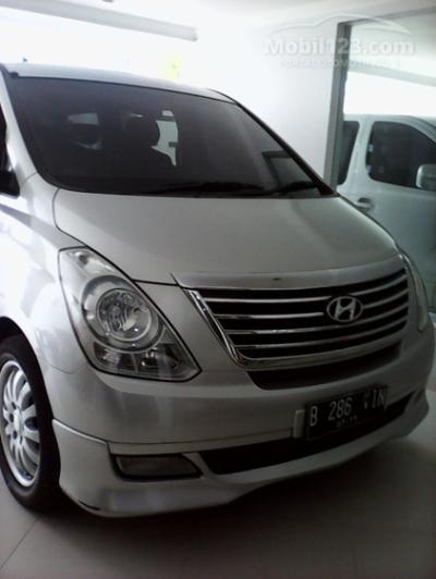 2012 Hyundai H-1 2.4, KM rendah BGT