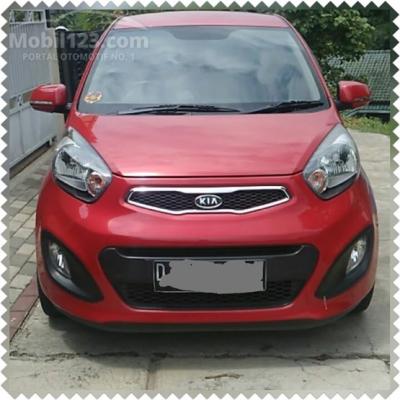 2012 KIA Picanto Merah