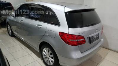 2012 Mercedes-Benz B200 1.6 Urban Hatchback