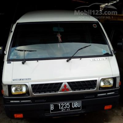 2012 Mitsubishi Colt L300 2.5 Deluxe Van