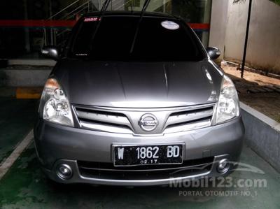 2012 - Nissan Grand Livina