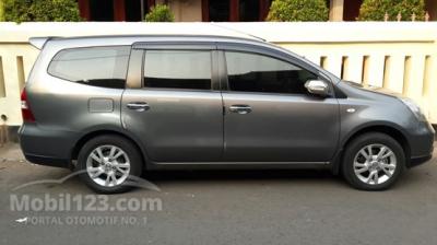 2012 Nissan Grand Livina L10 - (2012 Facelift) 1.5 SV Wagon