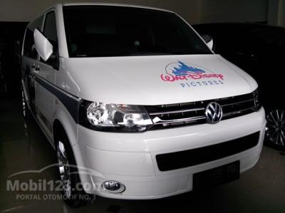 2012 - Volkswagen Caravelle