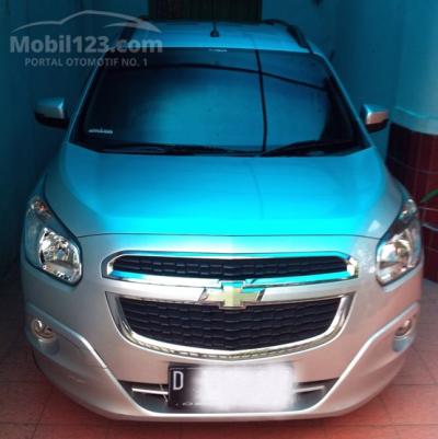 2013 Chevrolet Spin 1.5 LTZ Premium Triptonic Warna Silver Gressss.....