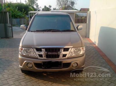 2013 Isuzu Panther LS 2,5 MINT KM8000