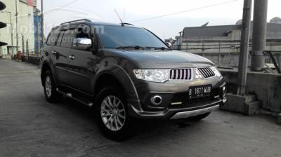 2013 Mitsubishi Pajero Sport KG4YP - (2013 Facelift) 2,5 Exceed Wagon