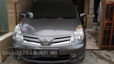 2013 Nissan Grand Livina 1.5 MPV Minivans