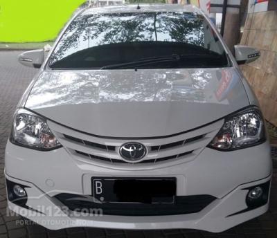 2013 Toyota Etios Valco 1.2 G Hatchback