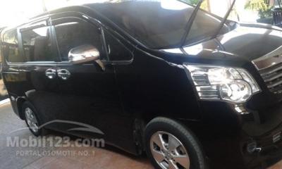 2013 Toyota NAV1 2.0 G Orisinil Istimewa