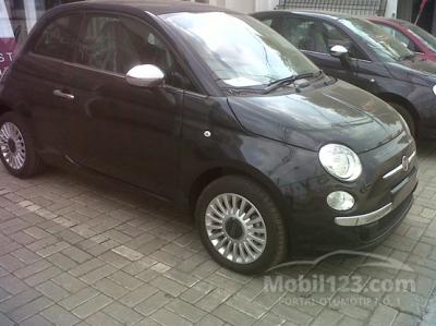 2014 Fiat 500 1.4 POP Black ON RED Siapa Cepat Dia Dapat