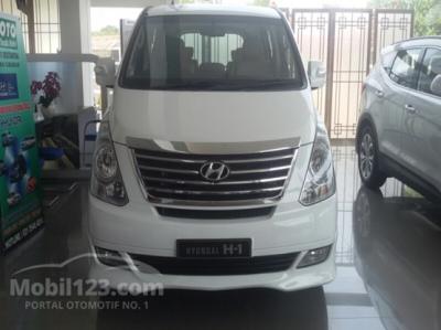 2014 Hyundai H-1 2,5 MPV Minivans