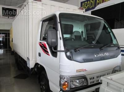 2014 Isuzu Elf 4.6 Trucks BOX Besi