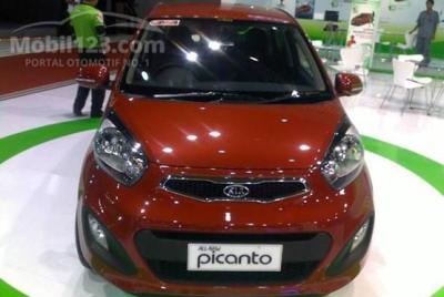 2014 KIA Picanto city car paling irit