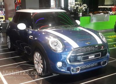 2014 MINI Cooper 2.0 S Hatchback Special Price only 1 stock