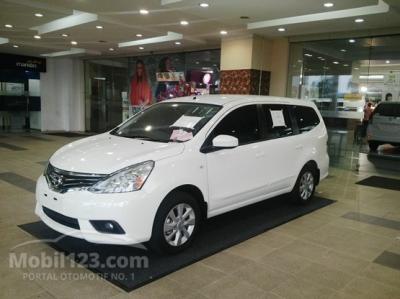 2014 Nissan Grand Livina 1,5 MPV Minivans