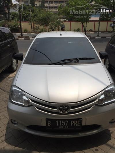 2014 Toyota Etios Valco 1.2 JX Hatchback