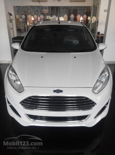 2015 Ford Fiesta 1.5 SPORT AT