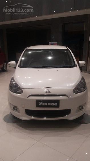 2015 Mitsubishi Mirage Exceed AT Diskon AKhir Tahun READY STOK