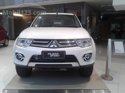 2015 Mitsubishi Pajero Sport 2.5 AT Ready All Colour