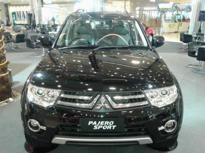 2015 Mitsubishi Pajero Sport DAKAR 2WD Automatic BUNGA 0 DAN DP MURAH