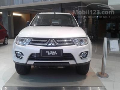 2015 Mitsubishi Pajero Sport Dakar AT Promo Diskon Bagus