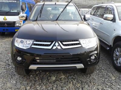 2015 Mitsubishi Pajero Sport EXCEED 2WD AT Promo 1 dan 2 tahun Bunga 0 dan Hadiah