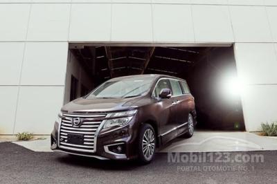 2015 Nissan Elgrand 3,5 3.5 NA