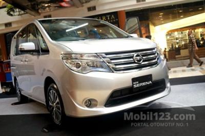 2015 Nissan Serena 2.0 PROMO GEDE-GEDEAN Buat Mudik Lebaran