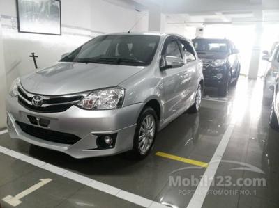 2015 TOYOTA ETIOS VALCO BARU manual 1.200cc DP 20jtan kredit ringan