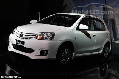 2015 TOYOTA ETIOS VALCO TIPE G 1.2 MURAH BISA KREDIT DP Ringan Proses Mudah